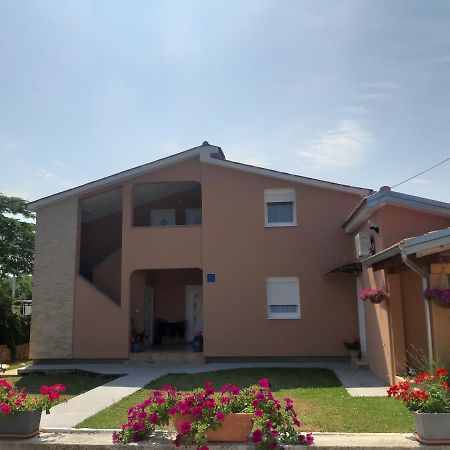 Apartments Dora Porec Luaran gambar
