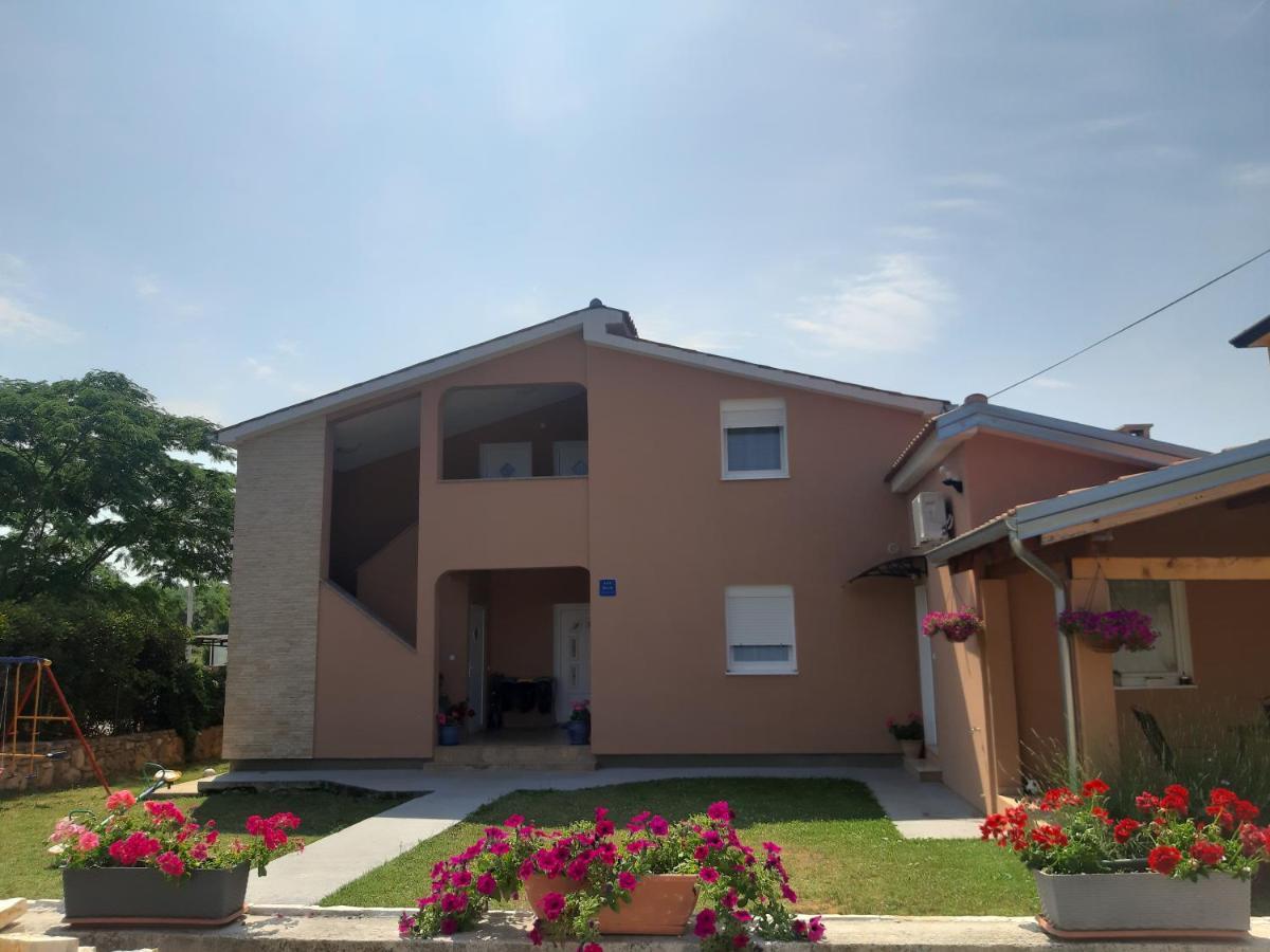 Apartments Dora Porec Luaran gambar